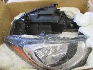 Headlight assembly left and right side for unknown vehicle
