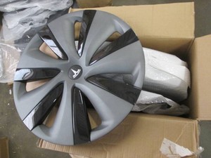 Tesla Model Y 19in wheel covershub caps