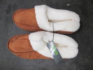 Mens XL slippers