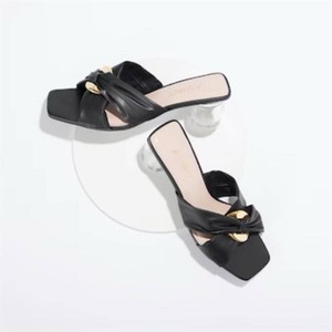 Size 41 Crisscross Slide