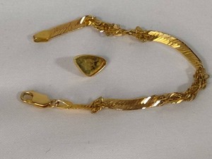 14K Damaged Gold - See Description