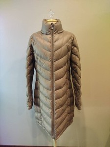 Calvin Klein Lightweight Puffer Coat (Size L)