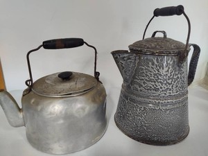 Vintage Coffee PotsTea Kettles