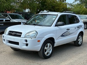 2008 HYUNDAI TUCSON GLS 112k Miles  2 Owners  No Accidents Reported (NO RESERVE)