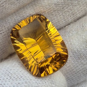14.52 Carat Natural Citrine Retail $726 VIDEO