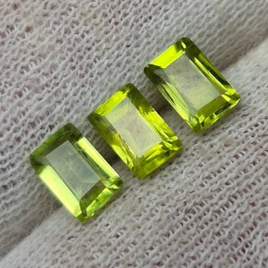 1.98 Carat Natural Peridot 3-Stone Layout VIDEO