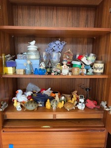 Box Lot of Assorted Decorative Glassware Figurines & Trinket Boxes