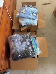 Lot of Assorted Womens Fleece Tops Sweatshirts Loungewear