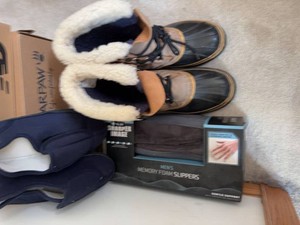 Assorted Winter Footwear Lot Duck Boots Slippers Men��s Memory Foam