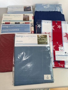 LivingQuarters Tablecloth & Placemat Lot Patriotic Blue Floral Linens - New in Packaging