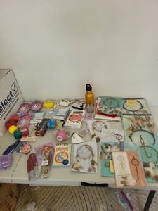 Box Lot of Assorted Gift Shop Novelties Dreamcatchers & Accessories