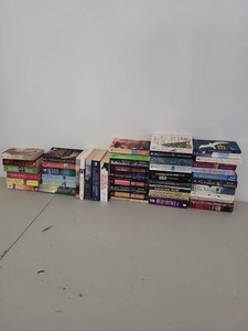 Mixed Fiction Book Lot John Grisham Nora Roberts Fern Michaels