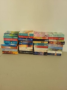 Nora Roberts Fern Michaels Susan Wiggs Paperback Romance Book Lot