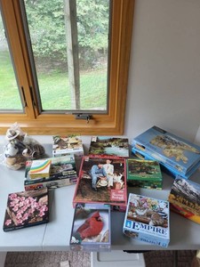 Box Lot of Assorted Jigsaw Puzzles & Plush Toys MB National Geographic