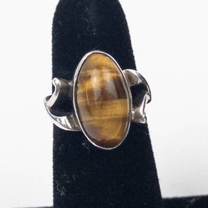 Sterling Silver Oval Tigers Eye Cabochon Ring Size 6.75