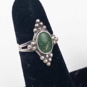 Green Turquoise Bead Border Sterling Silver Ring Size 6.5