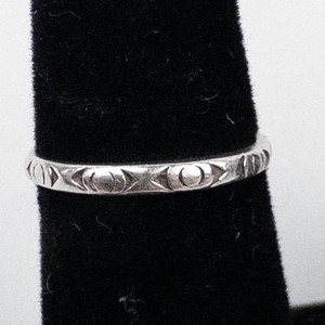 Etched Simple Sterling Silver Etched Band Ring Size 6.75