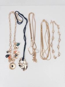 Mixed Lot of Fashion Jewelry Necklaces, Chains & Pendants