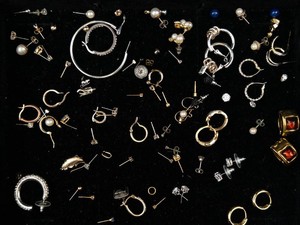 Single Mixed Vintage & Costume Earrings Lot