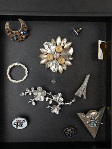 Mixed Vintage & Costume Brooches and Pins