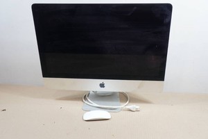 Apple iMac 21.5 4K Retina Computer and Mouse