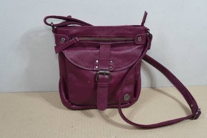 Lederbuck Pebble Leather Crossbody Purse