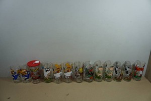 1976 Pepsi Collector Looney Tunes Glasses