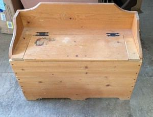 Handcrafted Wooden Shoe Bench with Storage Lid S