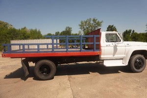 1973 Ford F-600 Flat Bed Dually Dump Truck
