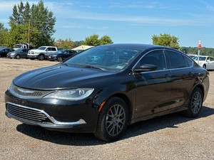 2015 CHRYSLER 200 LIMITED (NO RESERVE)