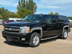 2007 CHEVROLET SILVERADO 1500 LTZ 4X4  No Accidents Reported (NO RESERVE)