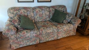 High-End floral sofa loveseat couch