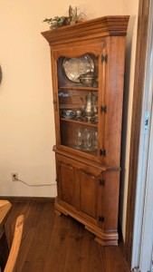 vintage oak corner curio china cabinet lighted glass
