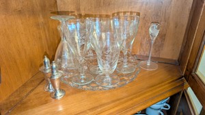 Crystal glassware goblets wine glasses antique vintage excellent condition