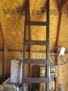 Vintage wood 8ft stationery ladder