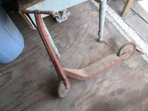 Vintage metal kick-scooter
