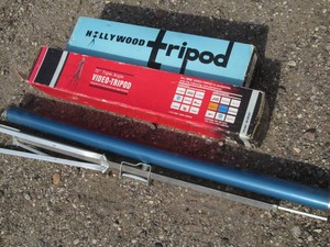 Hollywood tripod, 72in triple angle video tripod and projection screen with stand
