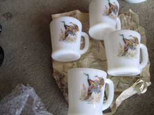 Vintage duck themed fire king mugs