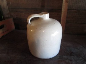 Vintage un-marked Stoneware jug with handle