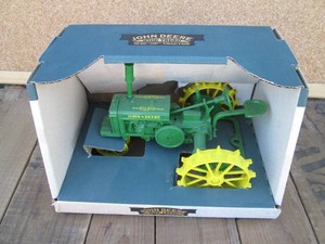 Ertl die cast replica 116 scale John Deere wide tread 1930 GP tractor