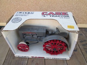 Ertl die cast replica 116 scale Case L tractor
