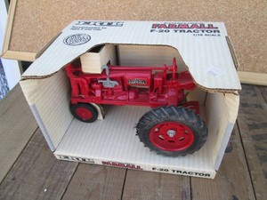 Ertl die cast replica 116 scale Farmall F-20 tractor