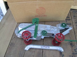 Irvins model shop Die cast replica 116 case separator tractor