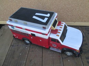 Battery operated ambulance toy