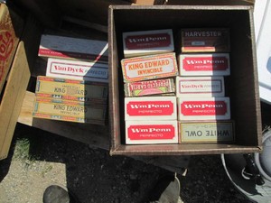Lot of assorted vintage cardboard cugar boxes