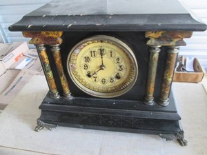 Vintage Tuscan style Loring mantel clock