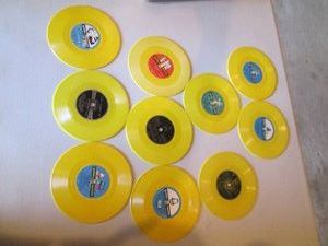 Collection of records, smaller than standard 45 includes Captain Kangaroo and others