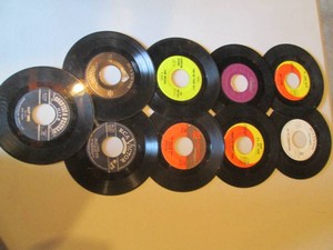 Assorted 45s starting with R and S Steve Miller Band, more