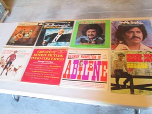 Collection of records with artist name starting F and G Fred Hartley, Fred Warling, Freddy Fender, Gene Autry, George Greenly, George Jones