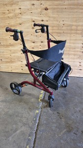 Hugo rolling walker